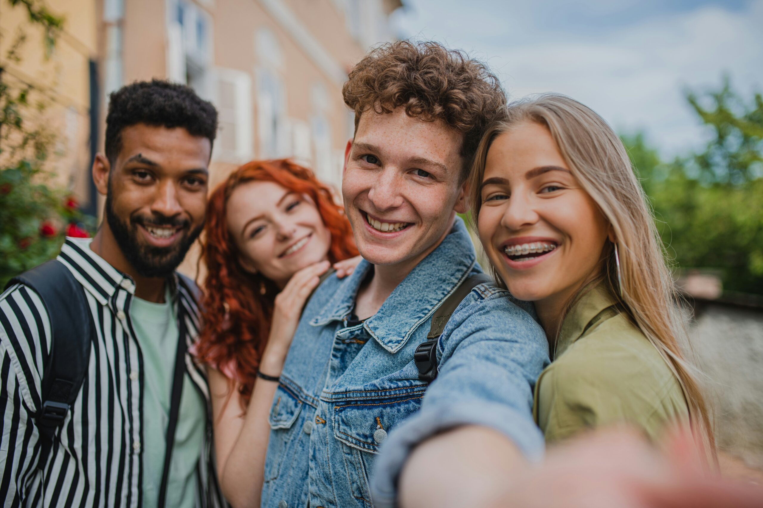 a featured image for a blog post about quotes for best friends