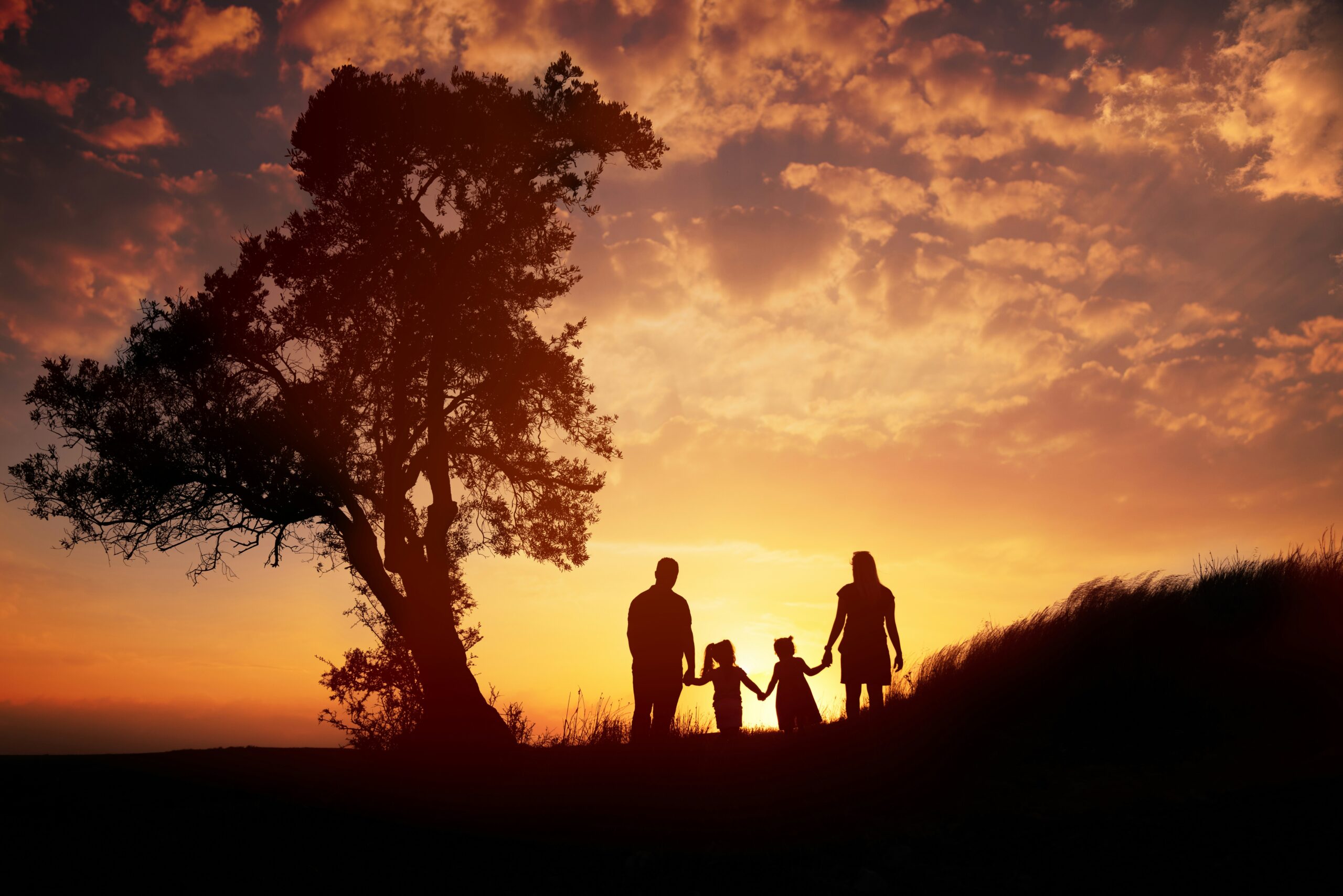 60 Family Journal Prompts to Get Everyone Talking Tonight